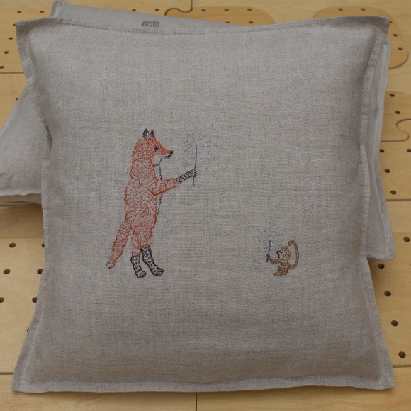 Coral And Tusk 100% Linen Woodland Fox Sparklers Embroidered Decorative Pillow - Picture 1 of 13
